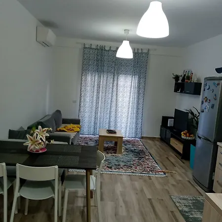 Central Apartment Lägenhet